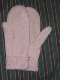 Pinkish mittens
